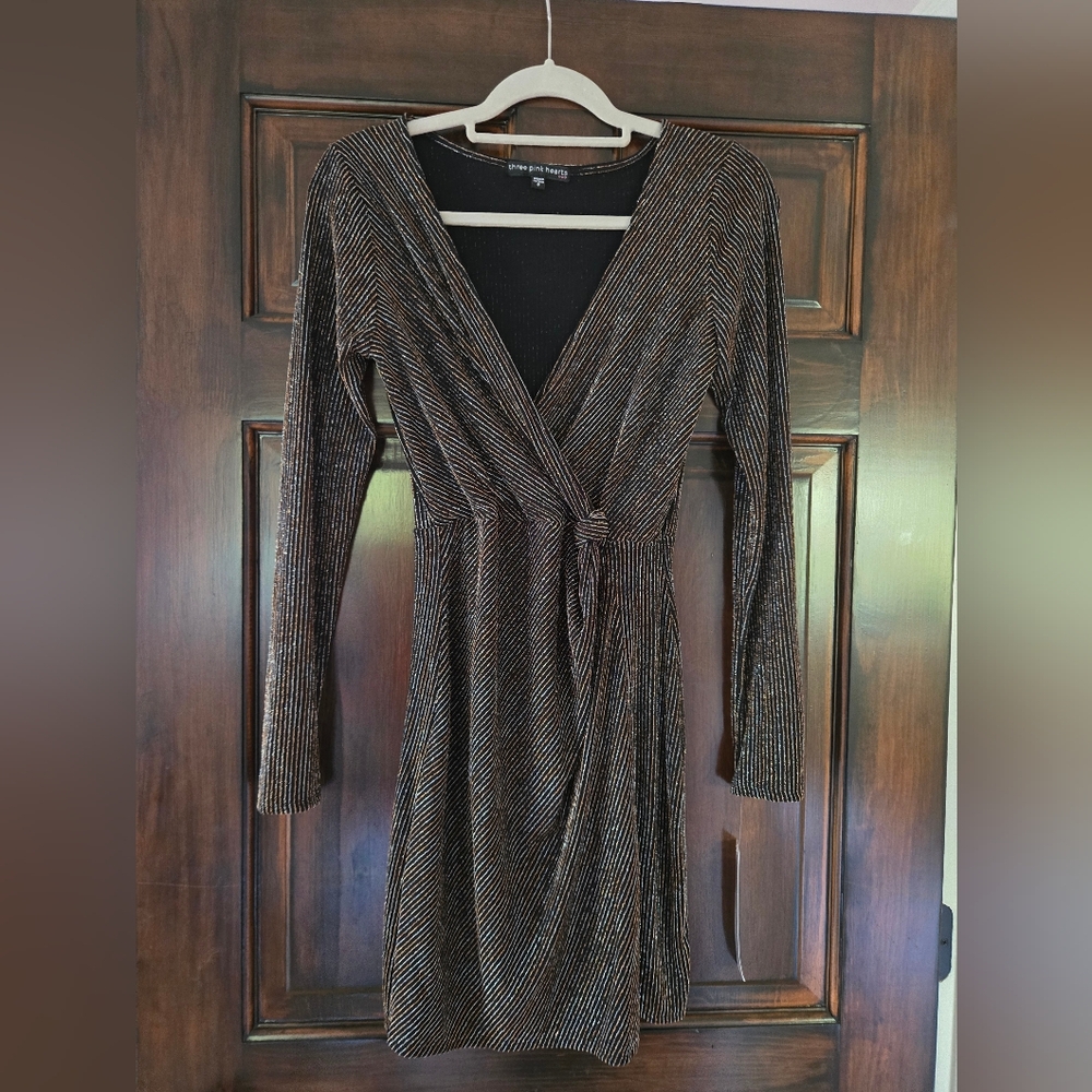 Elegant Black and Gold Shimmer Belted Dress